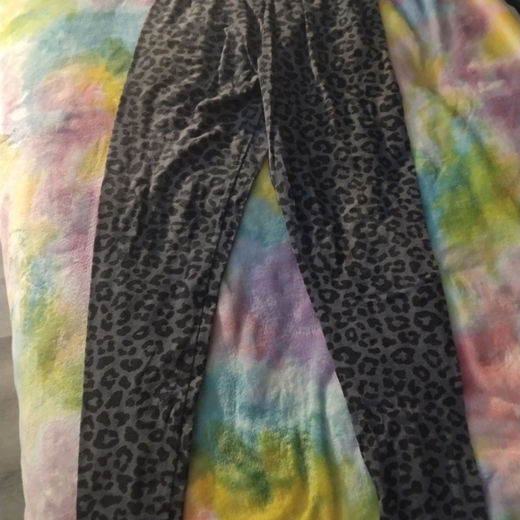 Cheetah print leggings - Picture 1 of 1